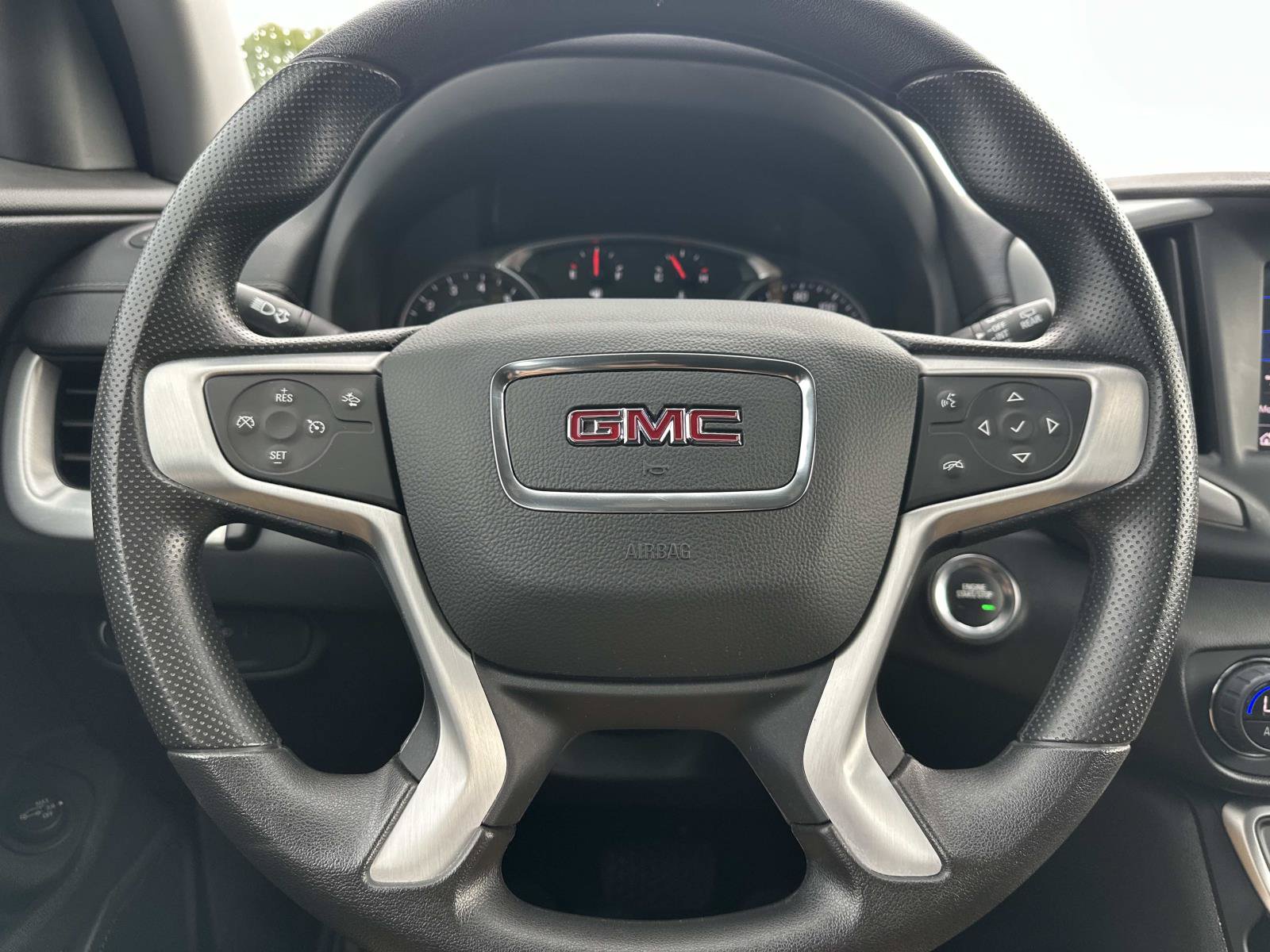 Certified 2024 GMC Terrain SLE w/ Driver Convenience Package AWD/4WD image 18