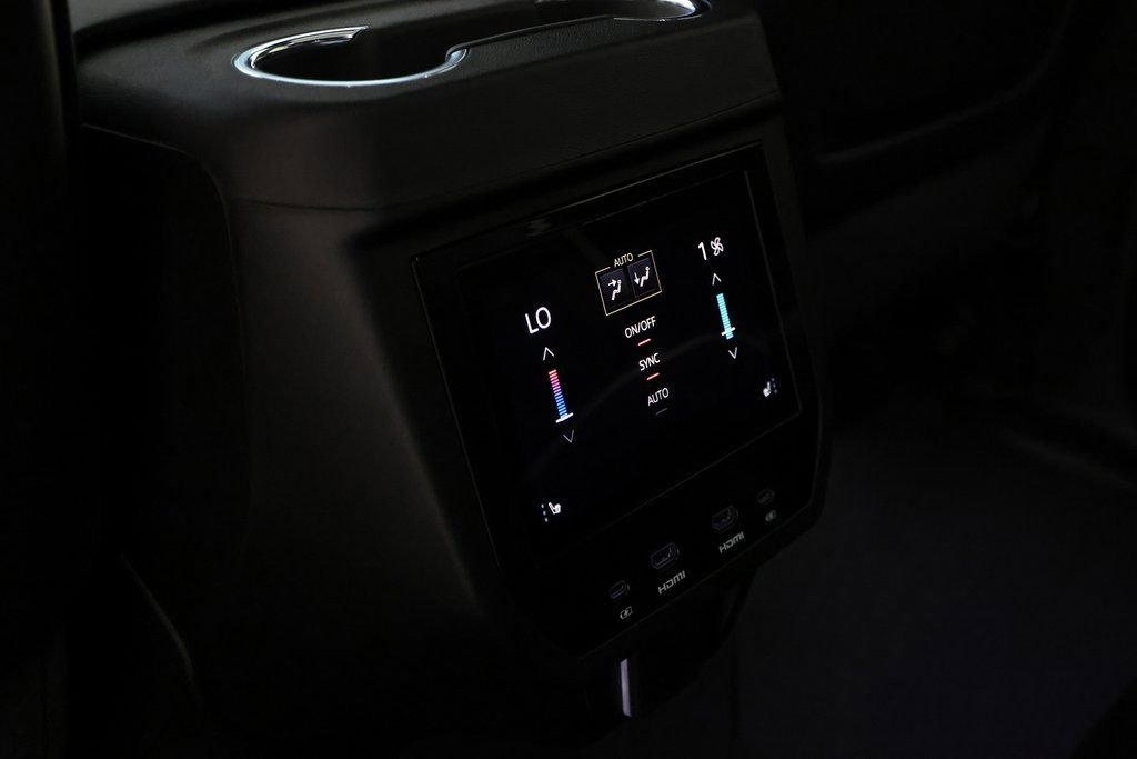 Used 2026 GMC Yukon AT4 Ultimate image 18