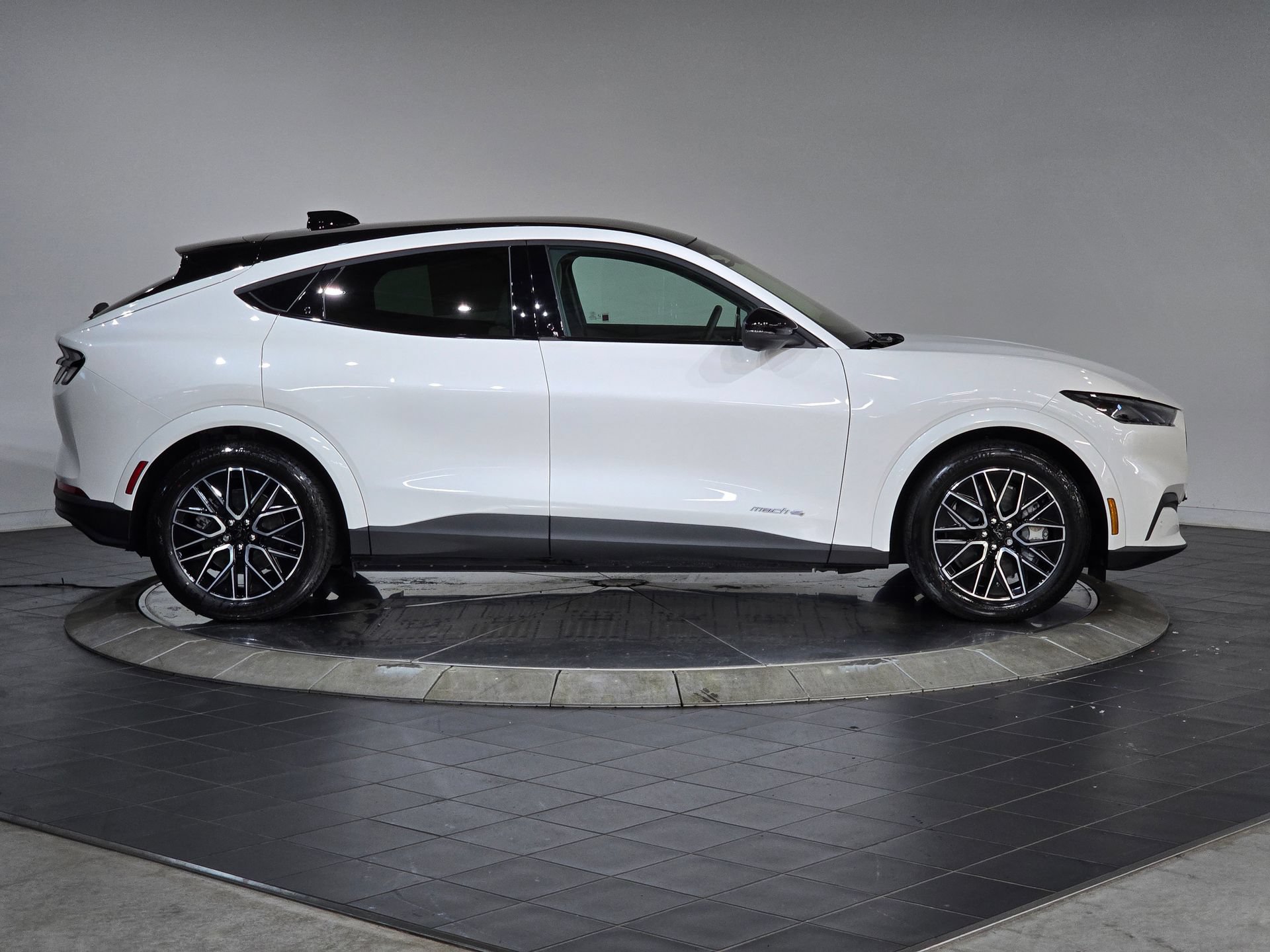 New 2025 Ford Mustang Mach-E Premium AWD/4WD image 3