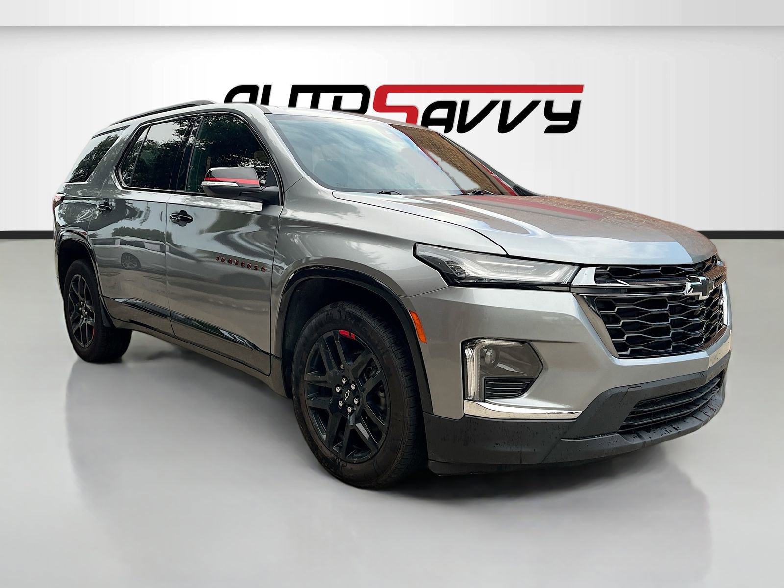 Used 2023 Chevrolet Traverse Premier w/ Redline Edition image 1