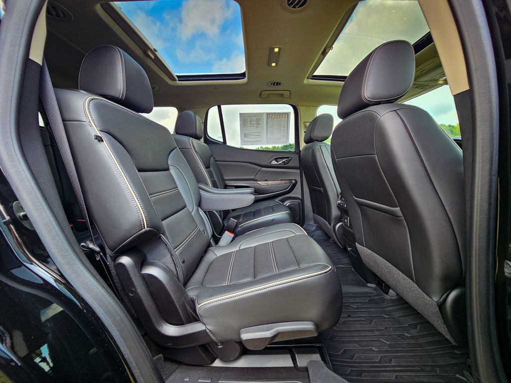 Used 2023 GMC Acadia Denali w/ Denali Technology Package AWD/4WD image 47
