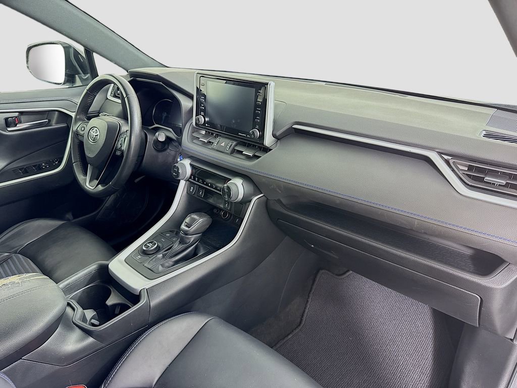 Used 2021 Toyota RAV4 XSE image 32