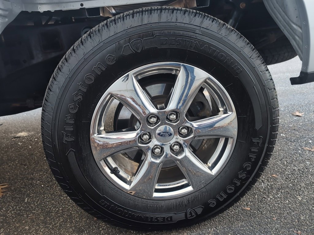 Certified 2019 Ford F150 XLT w/ Equipment Group 302A Luxury image 11