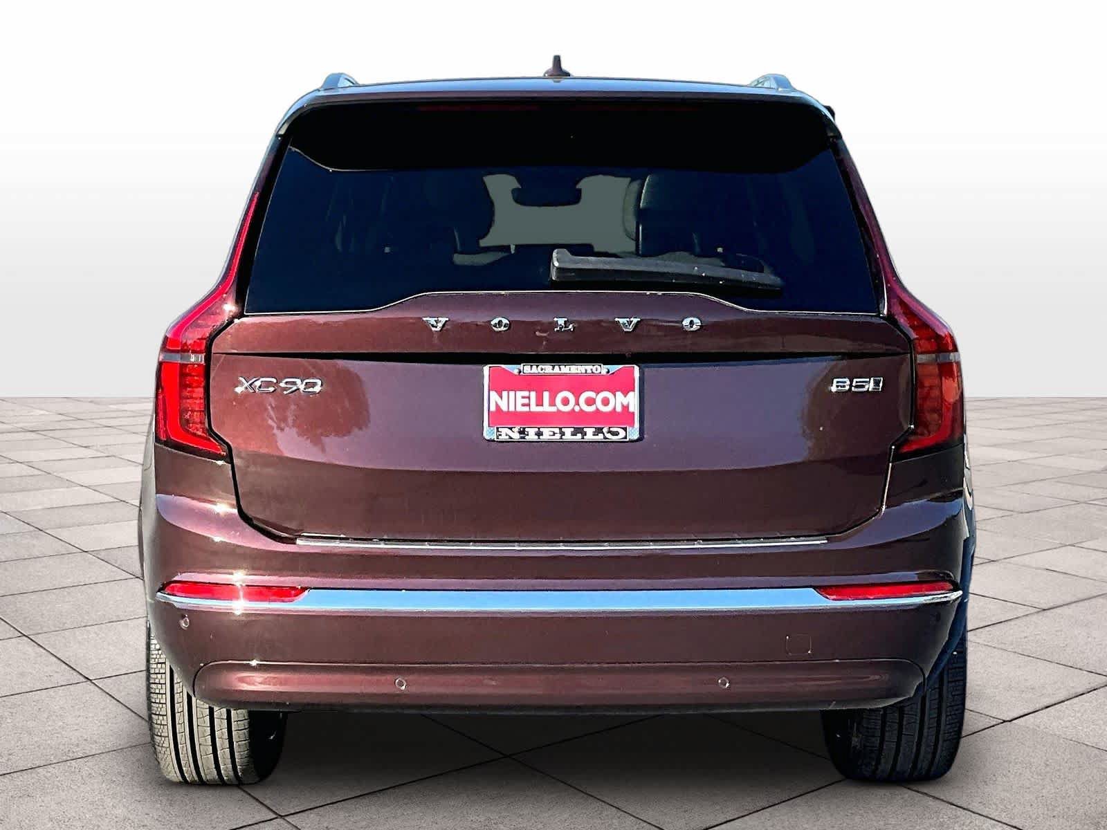 Used 2026 Volvo XC90 B5 Ultra AWD/4WD image 6