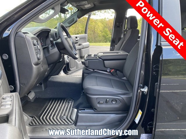 New 2026 Chevrolet Silverado 1500 Custom w/ Turbomax Blackout Package image 20