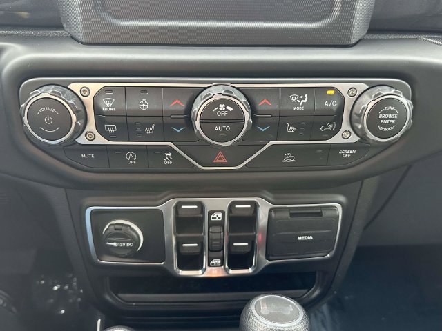 Certified 2022 Jeep Wrangler Unlimited Sport AWD/4WD image 39