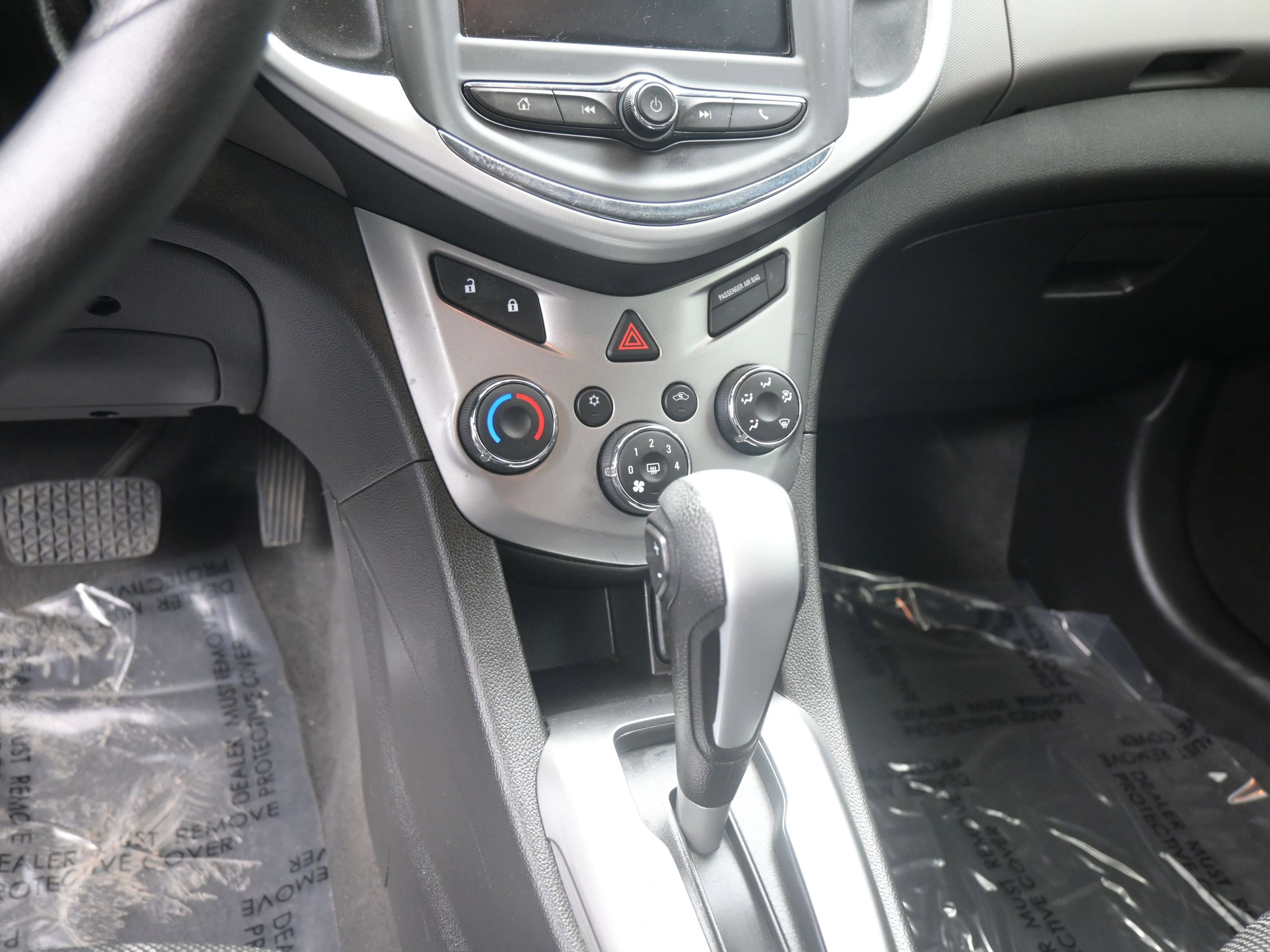 Used 2020 Chevrolet Sonic LT image 15