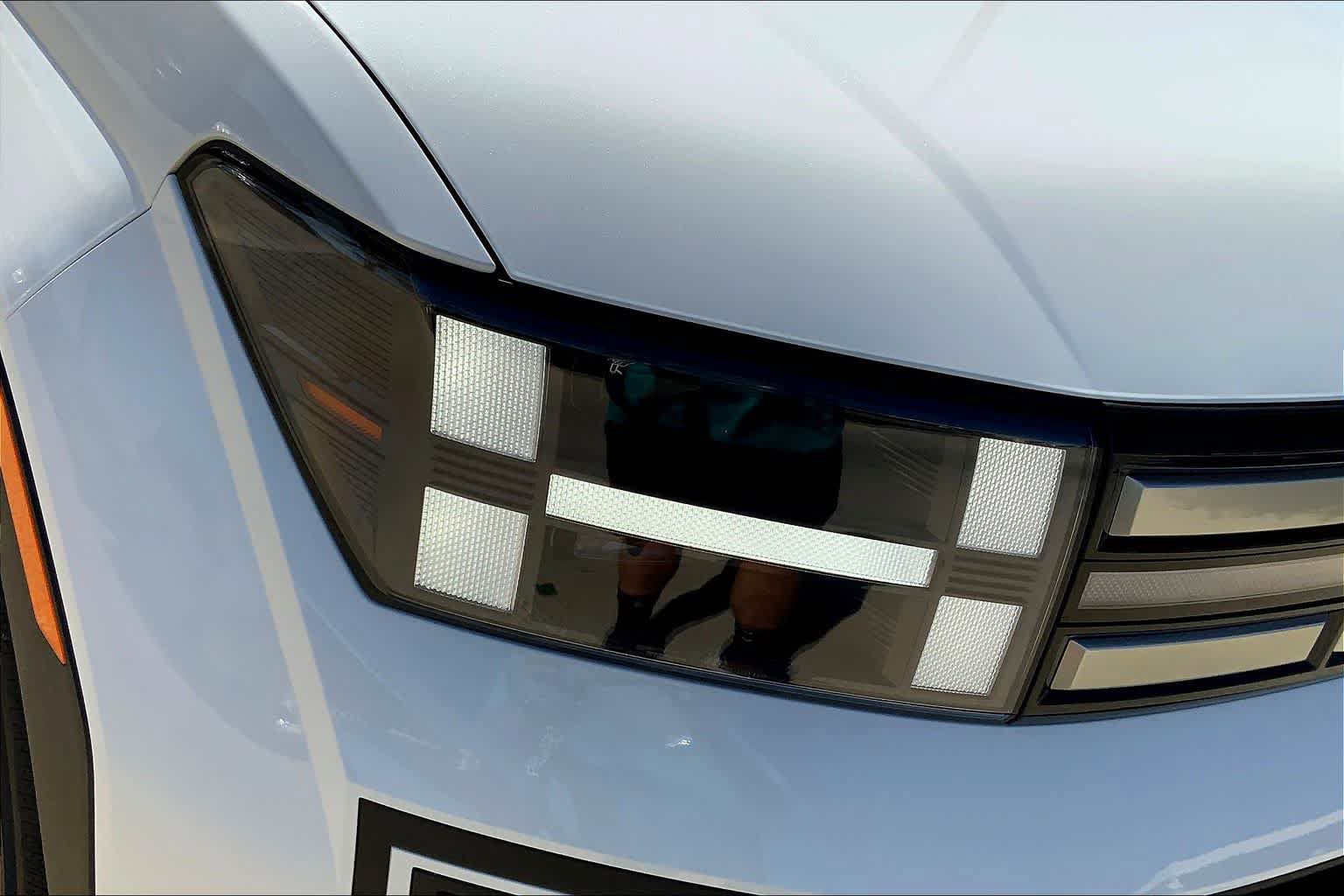 New 2026 Hyundai Santa Fe SE AWD/4WD image 13