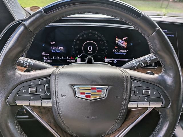 Used 2023 Cadillac Escalade Sport Platinum w/ LPO, ONYX Package AWD/4WD image 34