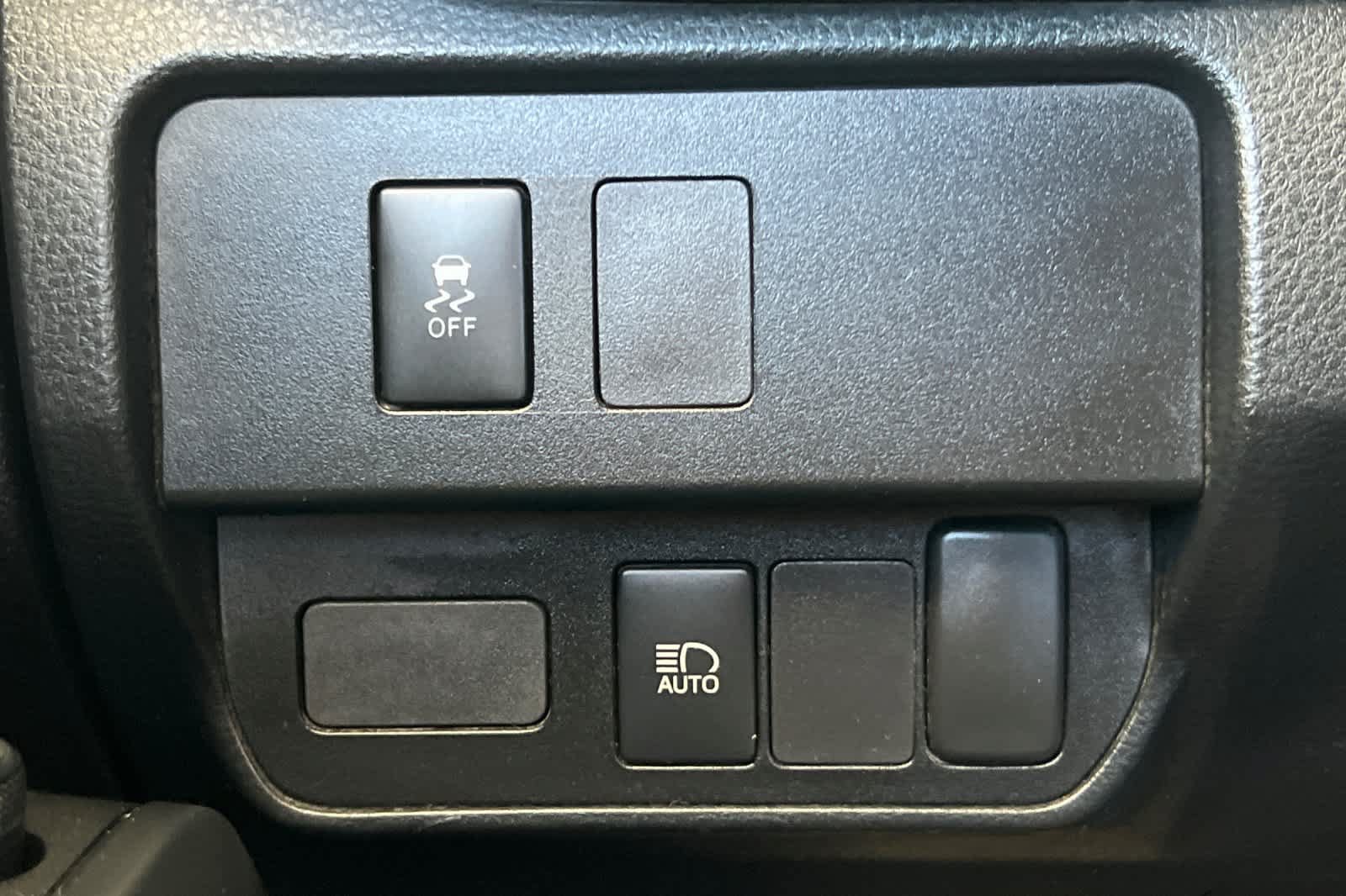 Certified 2022 Toyota Tacoma SR RWD image 27