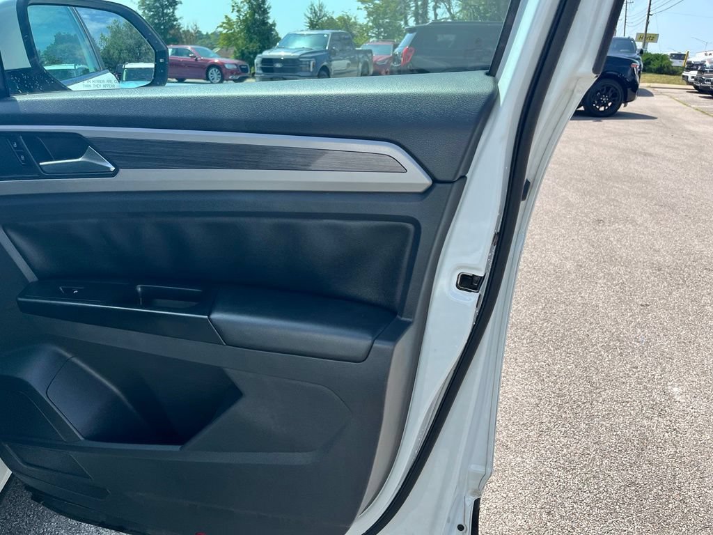 Used 2021 Volkswagen Atlas SEL FWD image 10