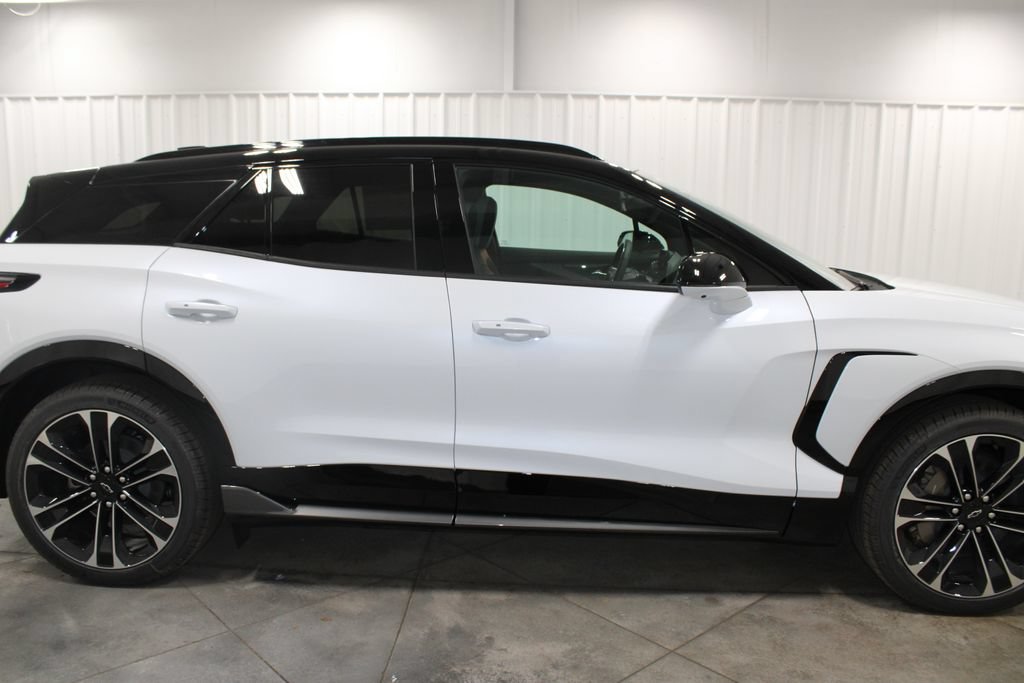 New 2026 Chevrolet Blazer EV SS AWD/4WD image 10