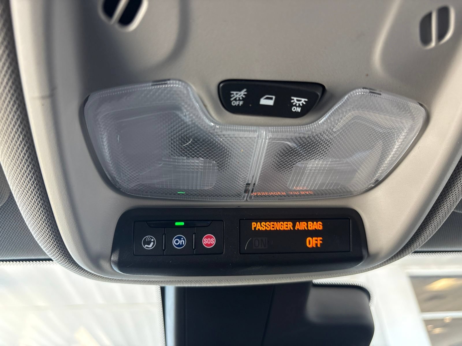 Used 2022 Buick Encore GX Preferred w/ Cold Weather Comfort Package FWD image 18