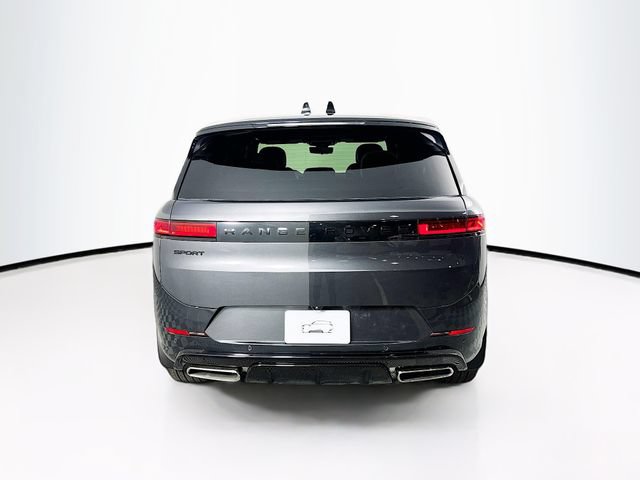 New 2026 Land Rover Range Rover Sport Dynamic SE AWD/4WD image 6