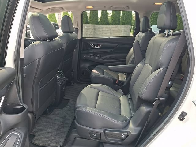 Used 2023 Subaru Ascent Limited w/ Technology Package AWD/4WD image 10
