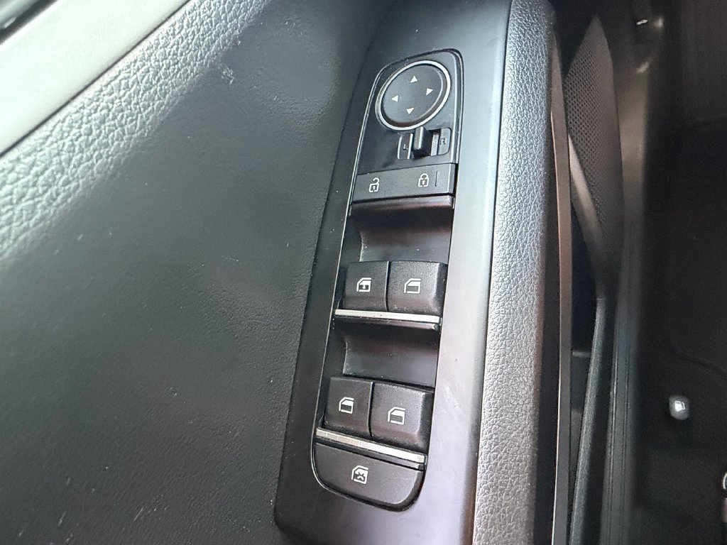Used 2024 Kia Soul LX w/ Option Group 015 FWD image 33