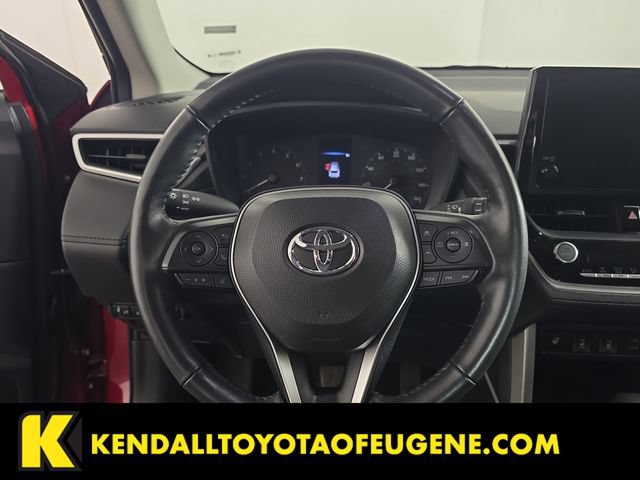 Used 2024 Toyota Corolla Cross LE AWD/4WD image 13