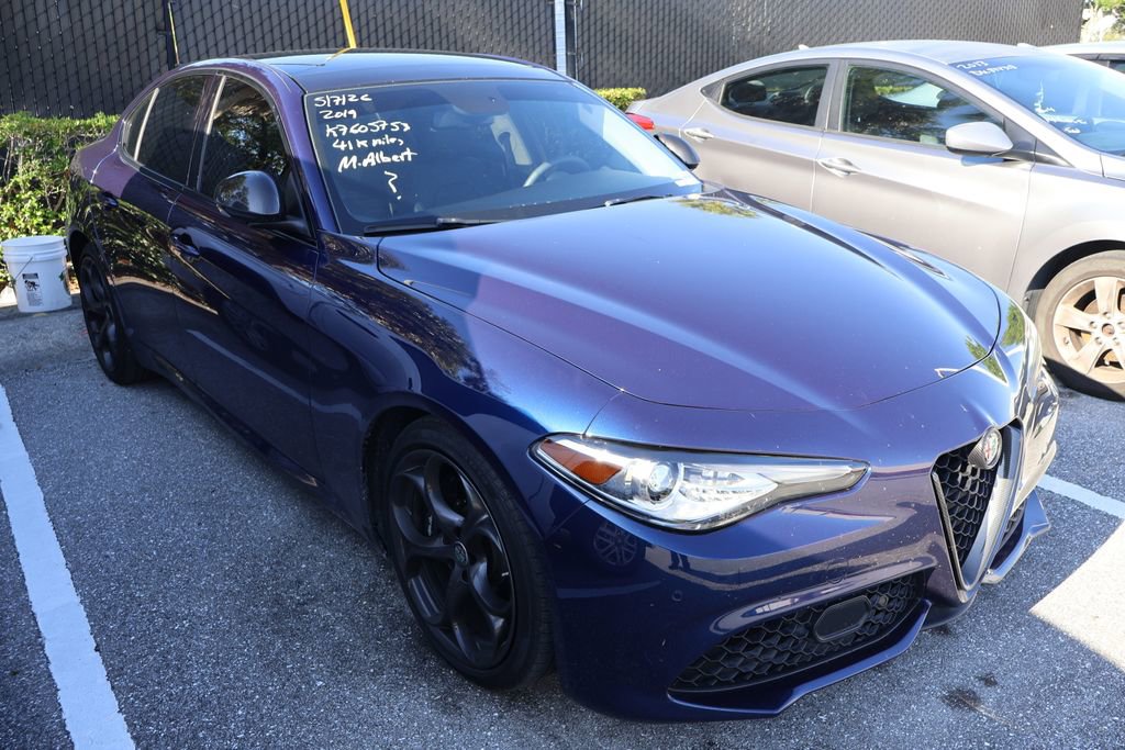 Used 2019 Alfa Romeo Giulia Ti Sport w/ Quick Order Package 22U Sport RWD image 6