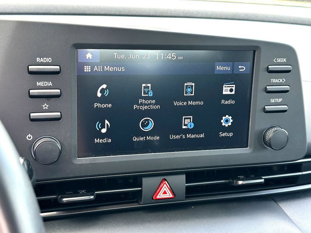 Used 2025 Hyundai Elantra Sport FWD image 17