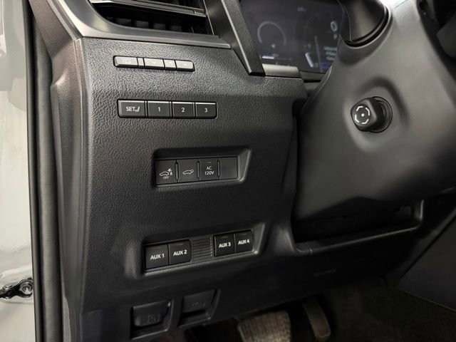 Used 2025 Lexus GX 550 AWD/4WD image 26
