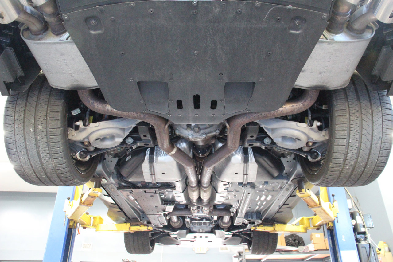 Used 2021 Ford Mustang Shelby GT500 w/ Technology Package image 96