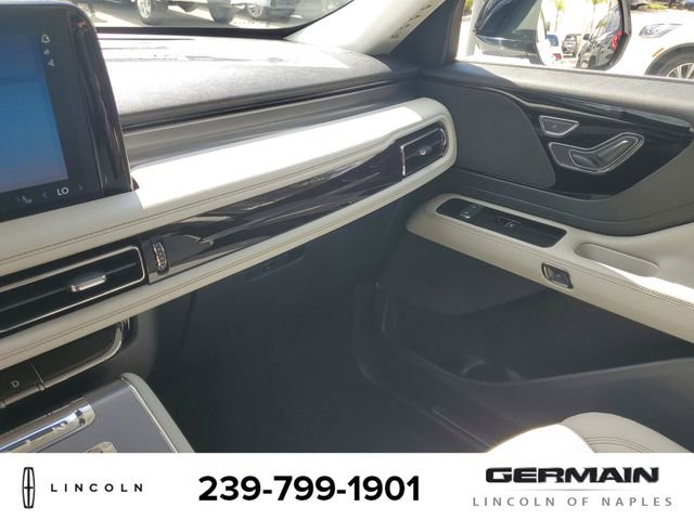 New 2025 Lincoln Aviator 2WD image 33