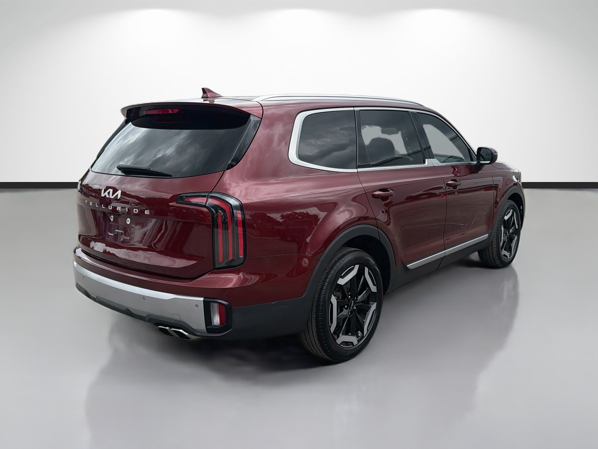 Used 2024 Kia Telluride EX w/ EX Captain's Chair Package FWD image 5