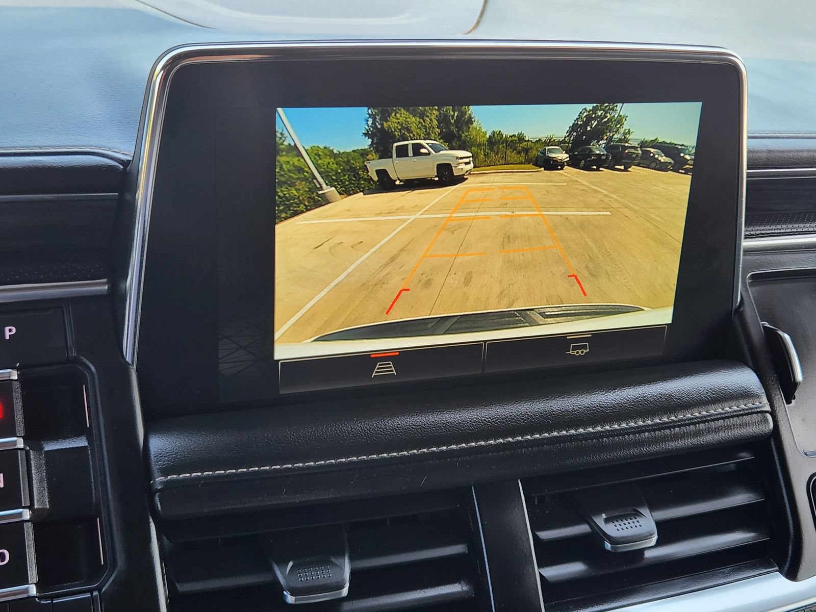 Certified 2023 GMC Yukon SLT RWD image 20