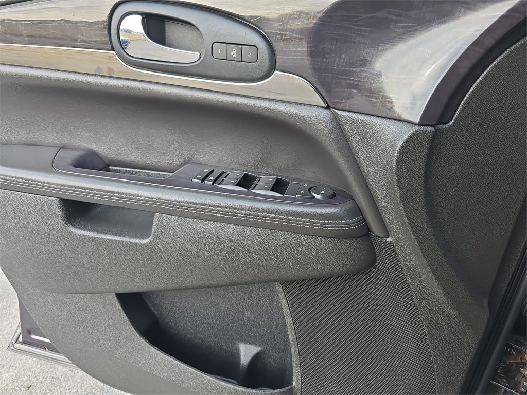 Used 2015 Buick Enclave Leather image 23