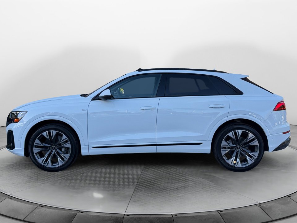 New 2026 Audi Q8 Premium Plus image 4