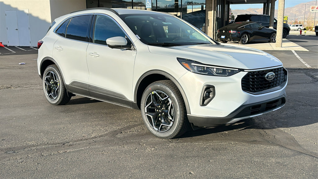New 2026 Ford Escape Platinum w/ Premium Technology Package AWD/4WD image 1