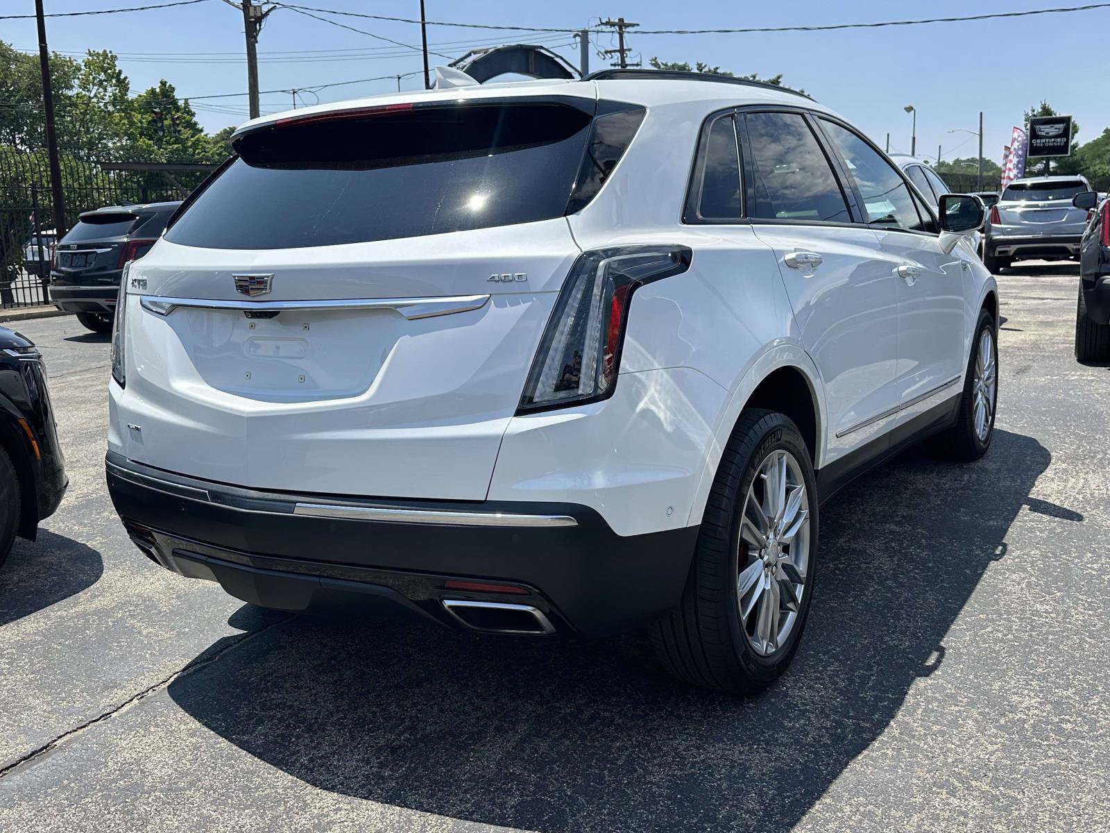 Used 2023 Cadillac XT5 Sportv w/ Technology Package AWD/4WD image 5
