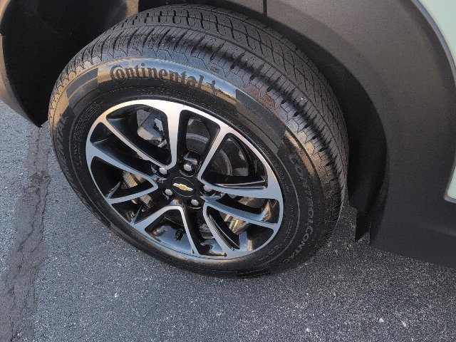 Used 2025 Chevrolet TrailBlazer LT w/ Convenience Package FWD image 12