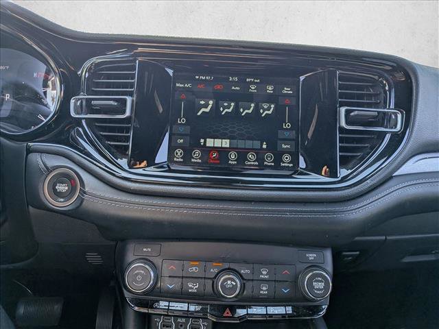 Used 2021 Dodge Durango SXT image 11