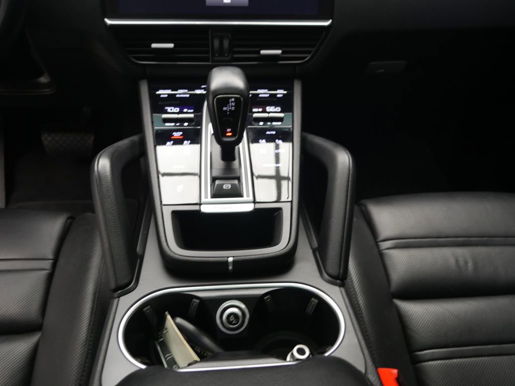 Certified 2023 Porsche Cayenne image 35
