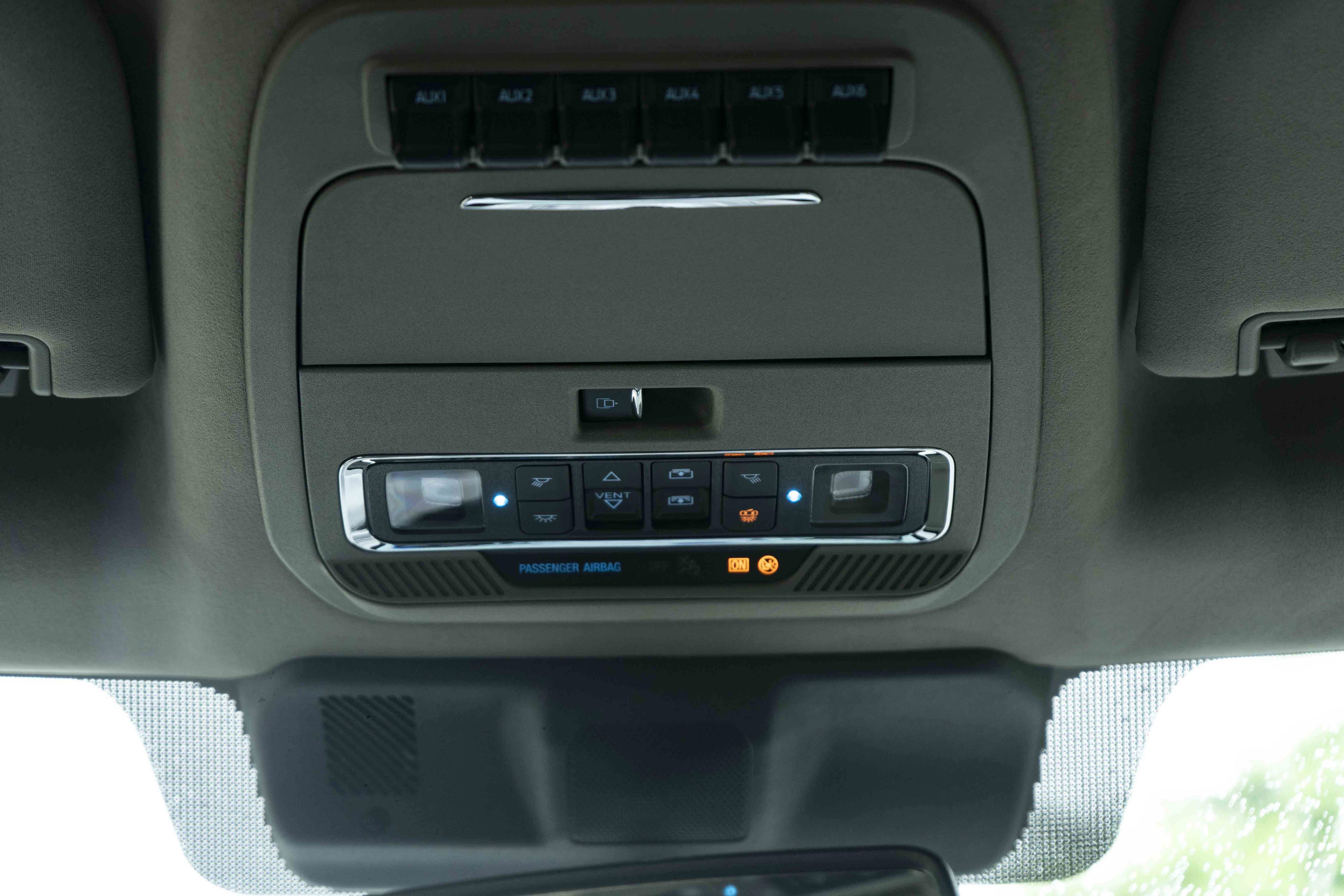 Used 2026 Ford F450 Platinum w/ Platinum Plus Package image 38