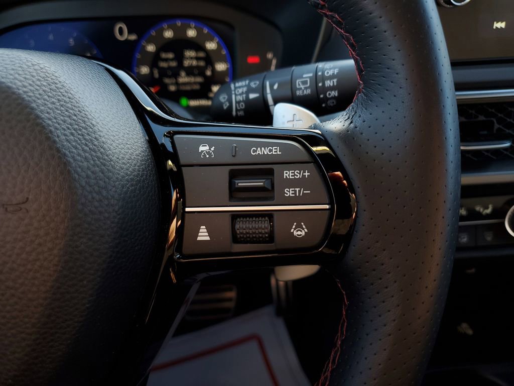 Certified 2025 Acura ADX A-Spec image 24