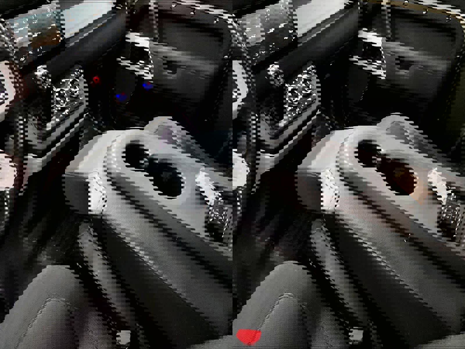 Used 2021 Land Rover Defender 90 First Edition image 19