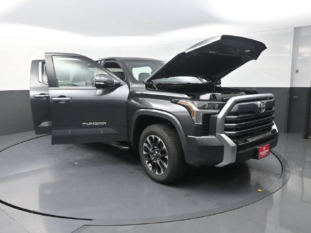 Used 2026 Toyota Tundra Limited AWD/4WD image 39