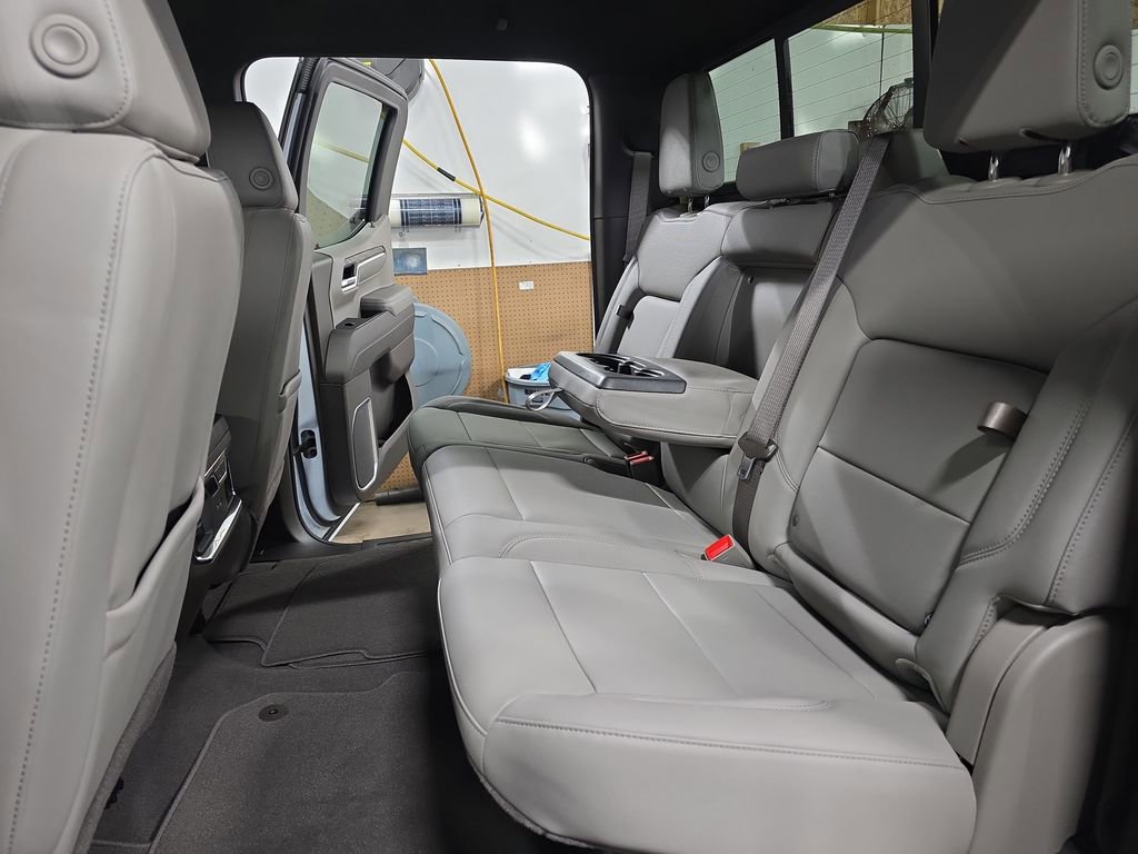 New 2026 GMC Sierra 1500 SLT w/ SLT Premium Package image 13