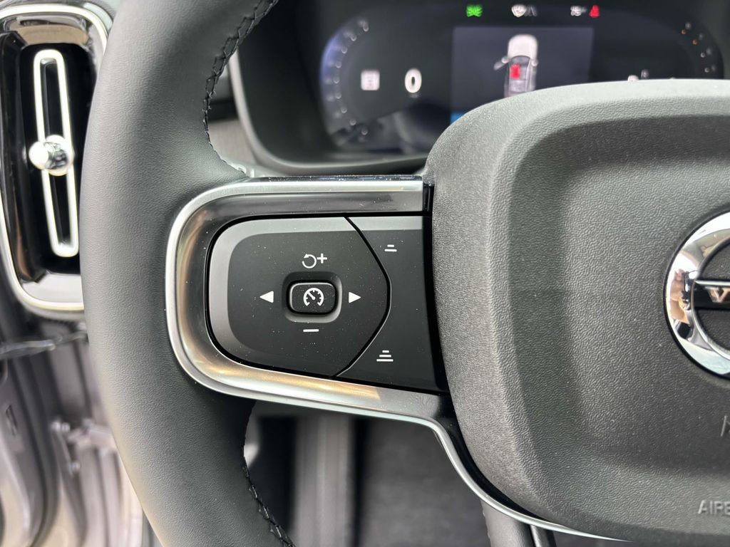 New 2026 Volvo XC40 B5 Plus w/ Protection Package Premier image 17