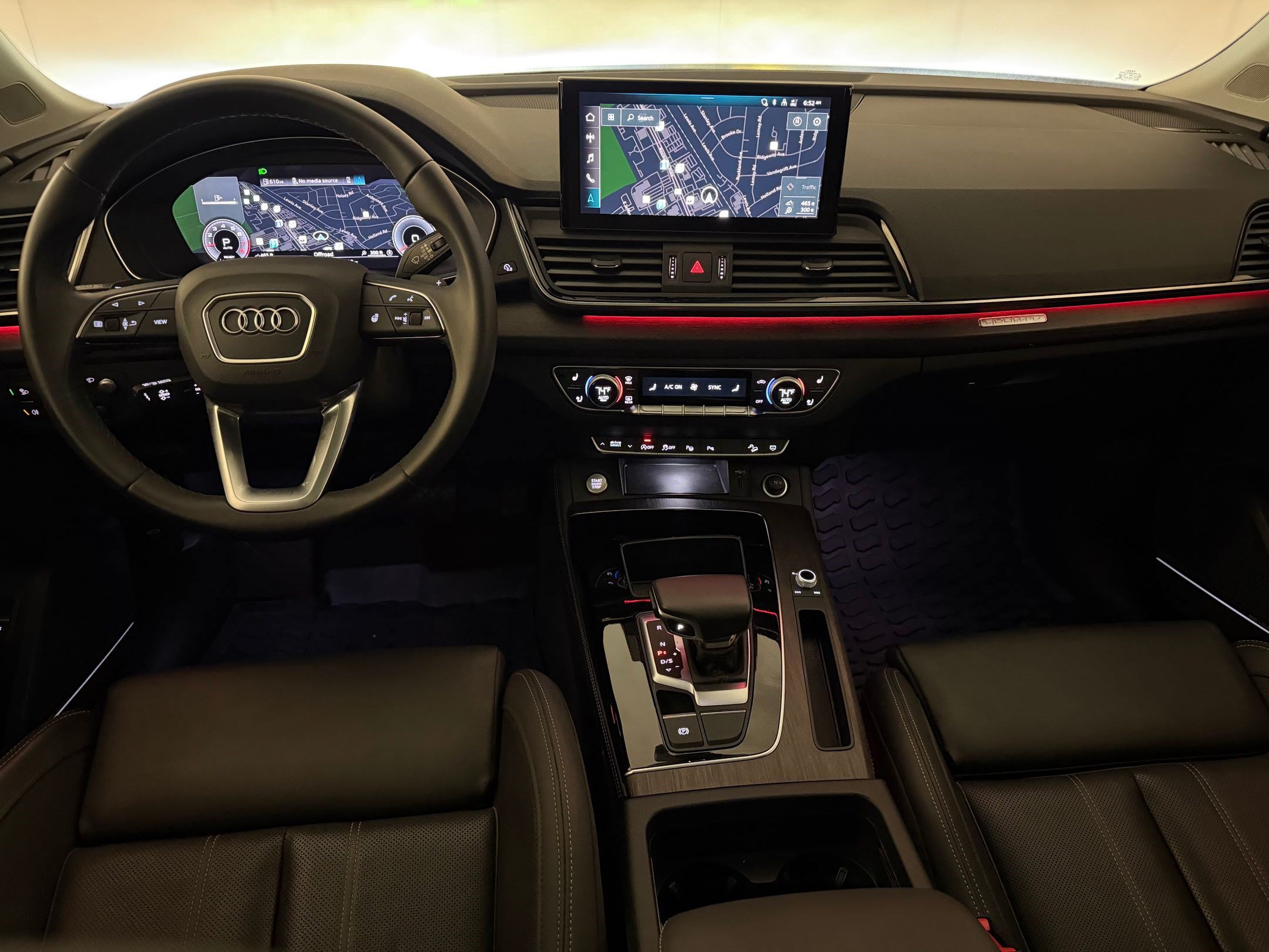 Used 2023 Audi Q5 2.0T Prestige w/ Prestige Package AWD/4WD image 16