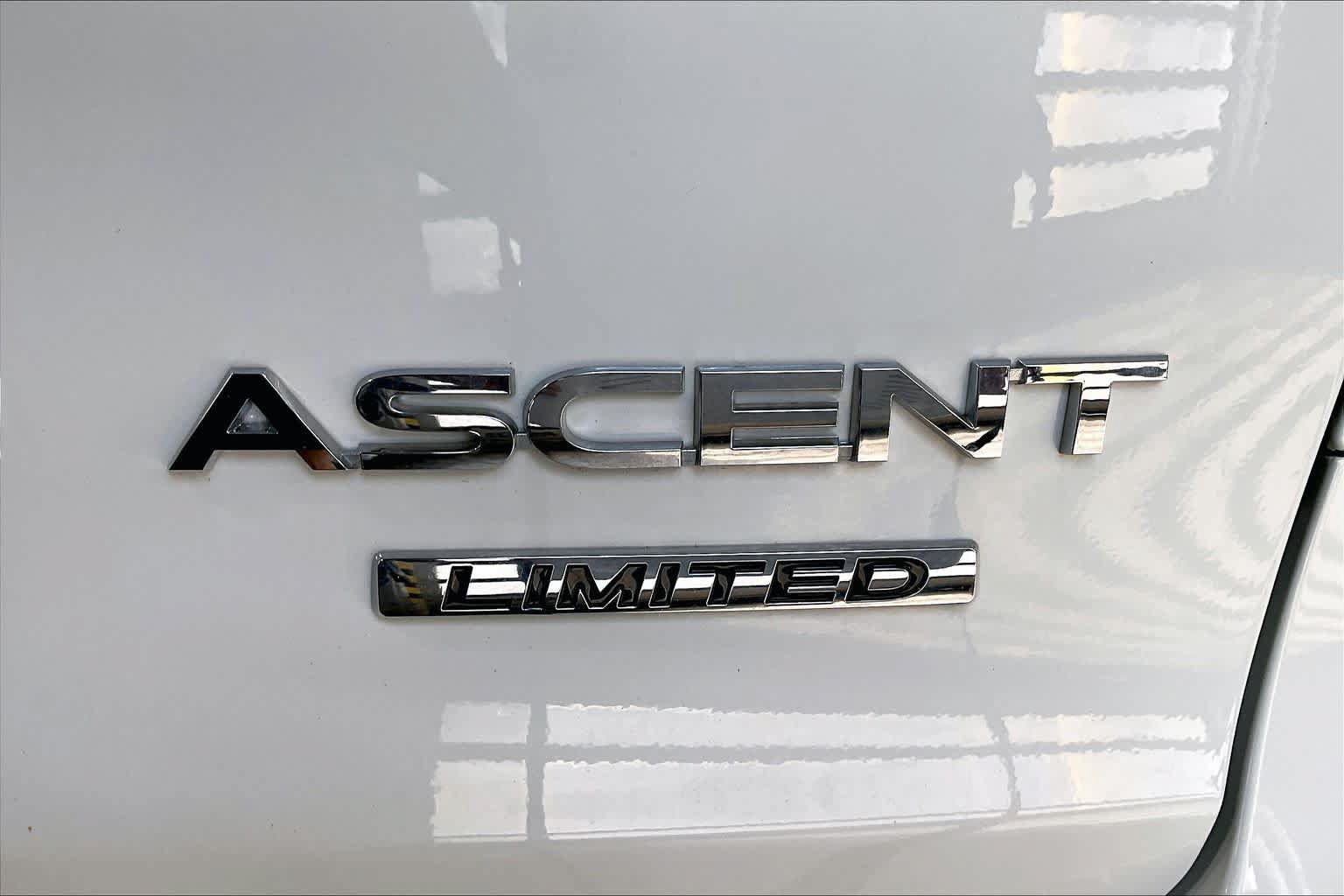 Used 2023 Subaru Ascent Limited w/ Technology Package AWD/4WD image 10
