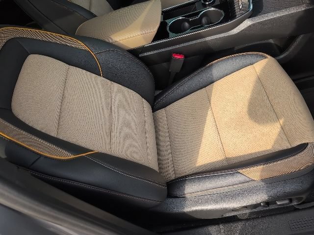 Used 2026 Chevrolet Equinox ACTIV w/ Convenience Package III AWD/4WD image 10