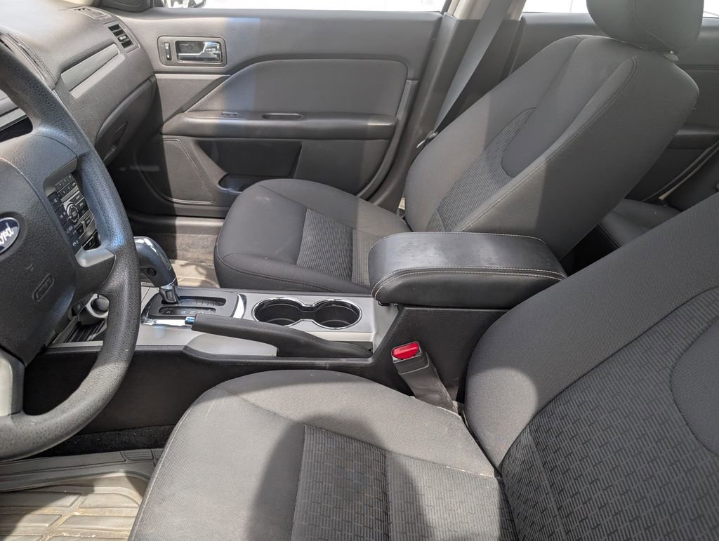 Used 2012 Ford Fusion SE image 8