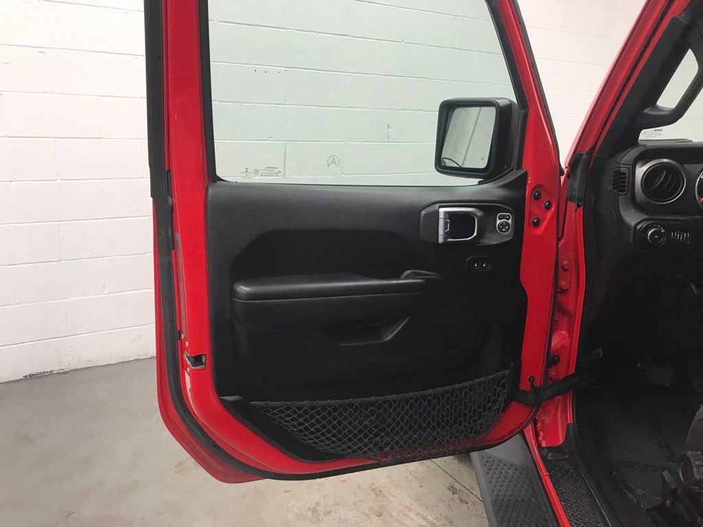 Used 2018 Jeep Wrangler Sport S image 9