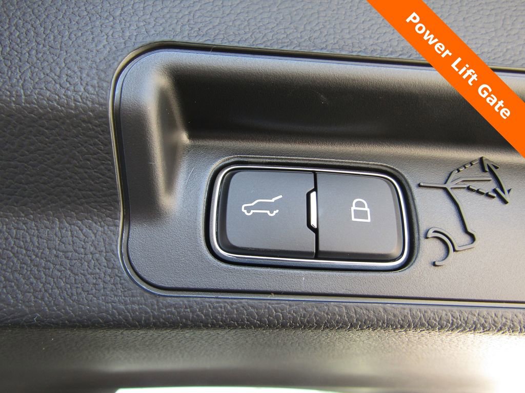 New 2026 Ford Explorer Active image 19