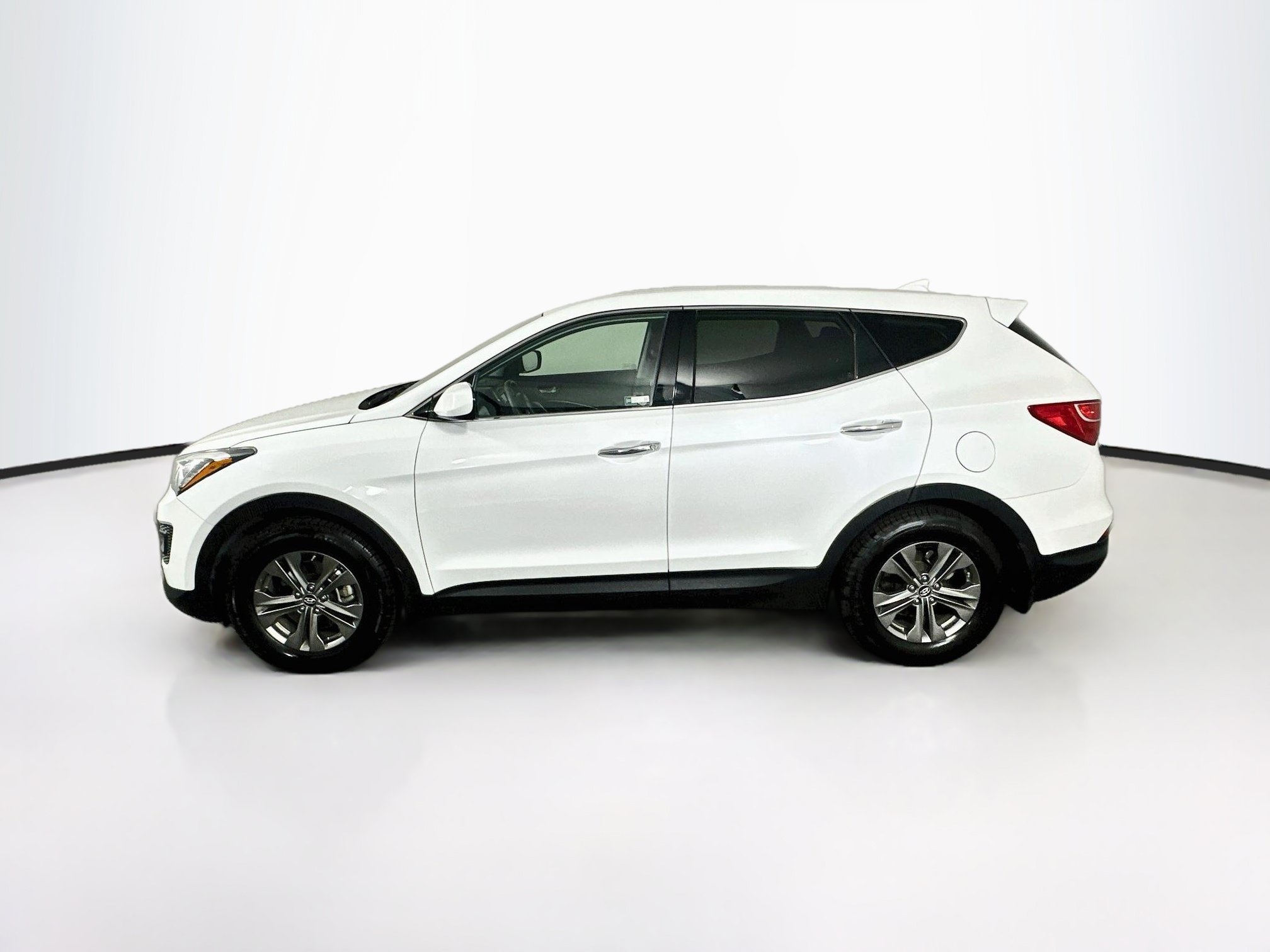 Used 2014 Hyundai Santa Fe Sport FWD image 4