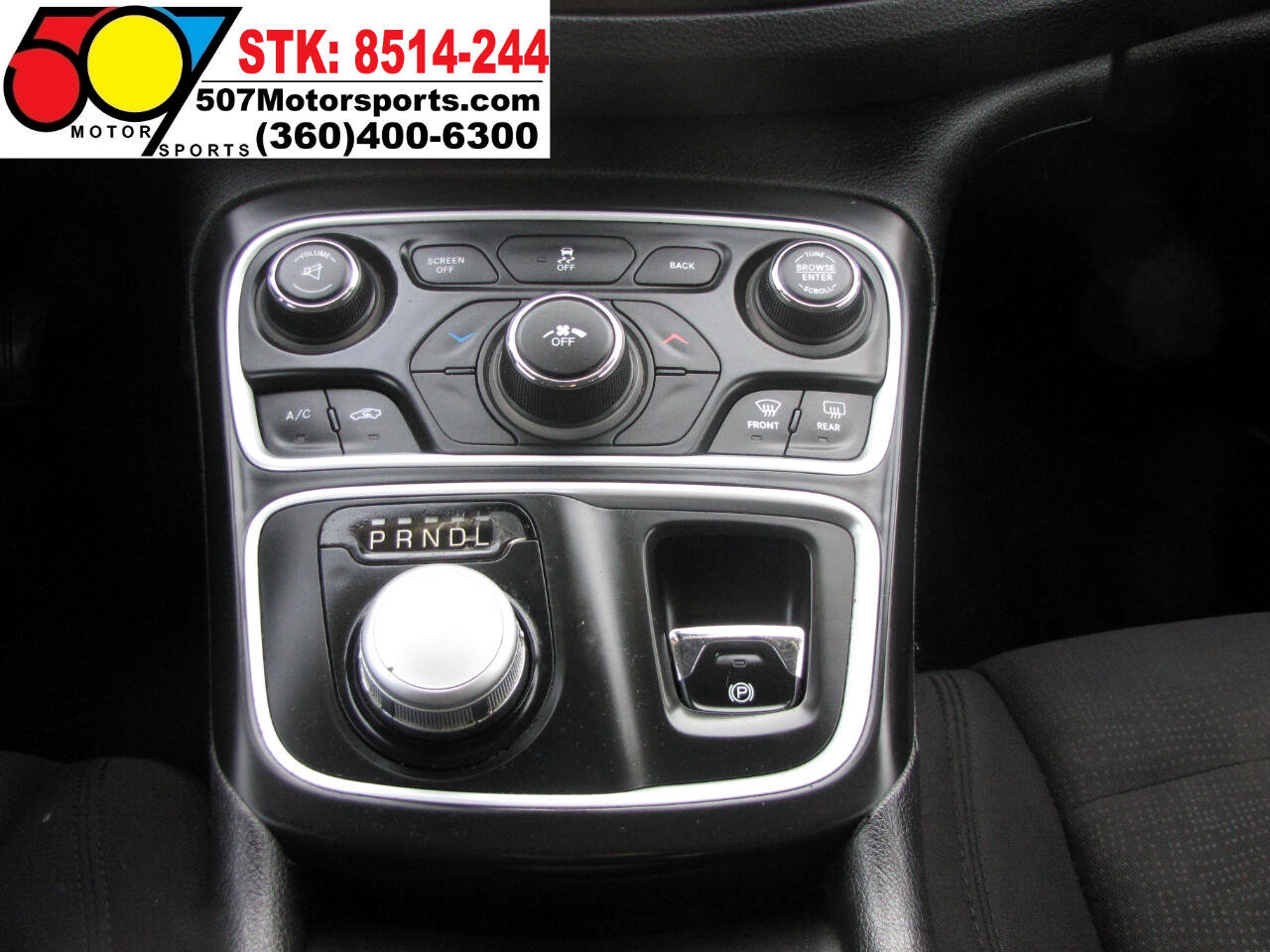 Used 2016 Chrysler 200 Limited image 18