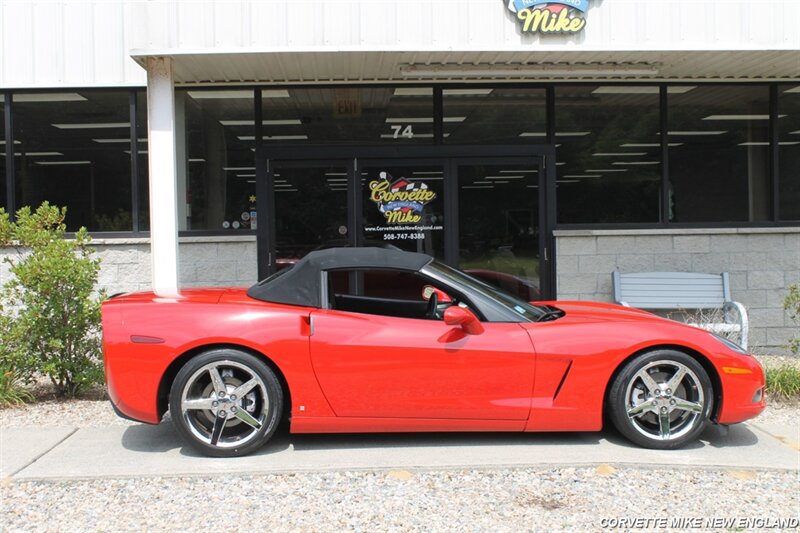 Used 2007 Chevrolet Corvette Convertible w/ Preferred Equipment Group RWD image 17